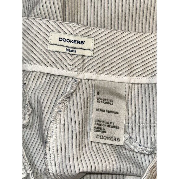 Dockers Womens Ideal Fit 10' Striped Chino Bermuda Shorts Size 6 White Navy Stri - Picture 3 of 3